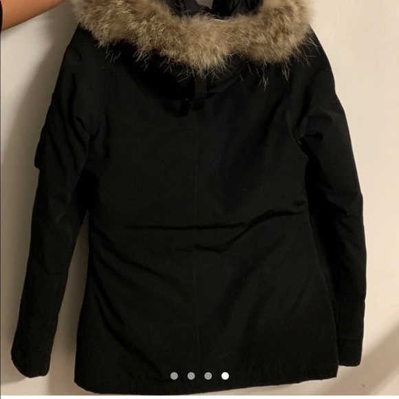 Authentic Canada Goose montebello jacket - Picture 4 of 4
